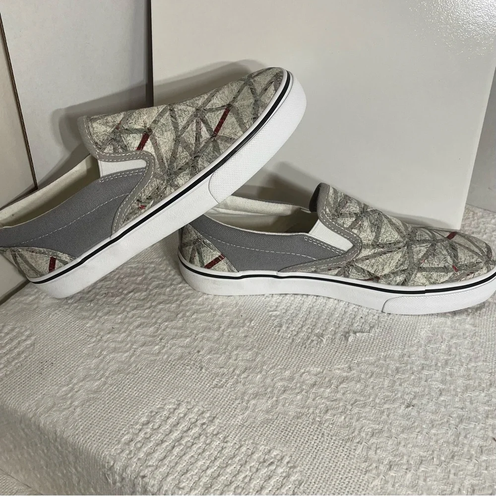 Geometric‎ Slip-On Sneakers